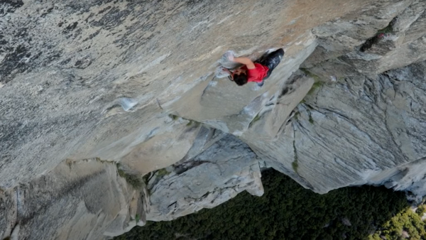Alex%20Honnold%20-%20wej%C5%9Bcie%20na%20Taipei%20101%20